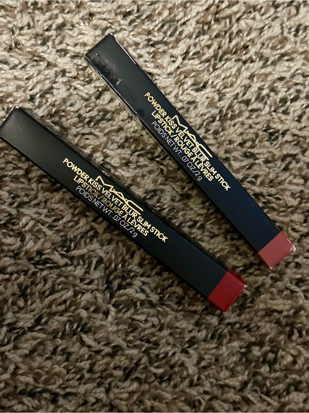 MAC Cosmetics Powder Kiss Velvet Blur Slim Lipstick - mull it over & ruby new